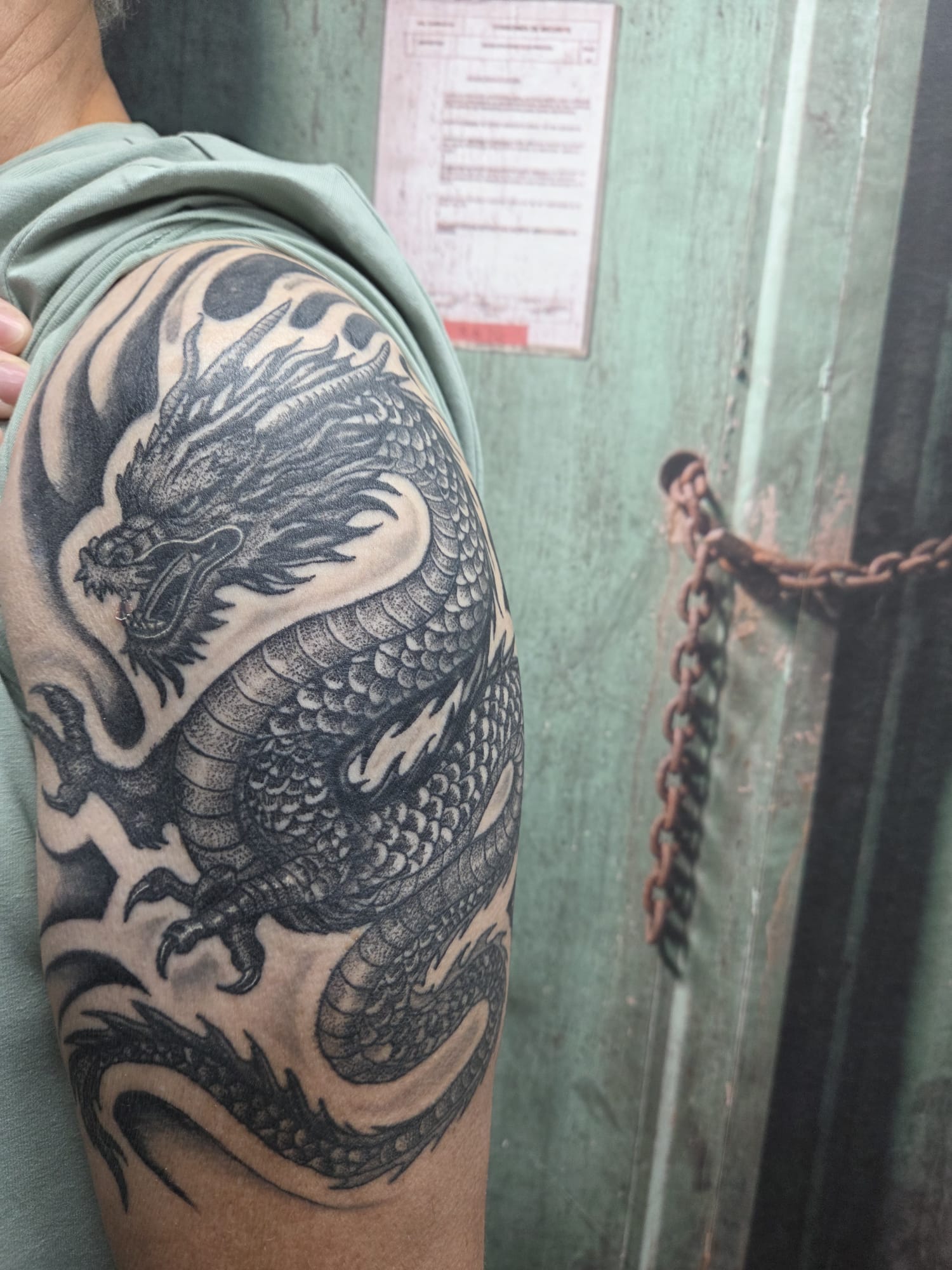 Amor Vincit Omnia tattoo