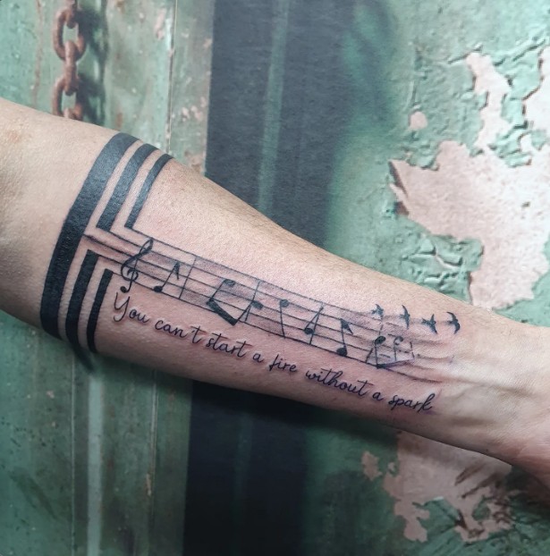Amor Vincit Omnia tattoo